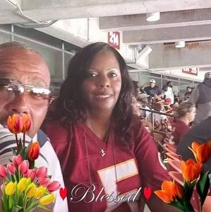 Meet your Posher, Valerie